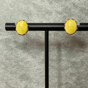Vintage 80s stud earrings yellow two-tone ceramic